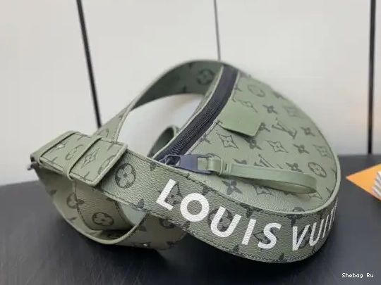 LOUIS Moon Crossbody VUITTON 0514